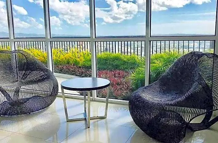 Hotell Calyx Residences Ayala 4*