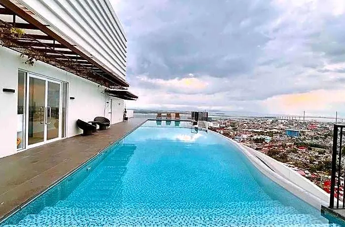 Calyx Residences Ayala
