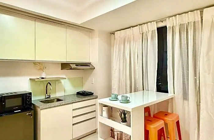 Calyx Residences Ayala Hotell